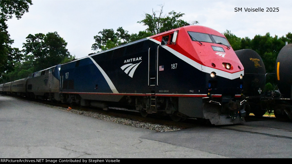 Amtrak 187